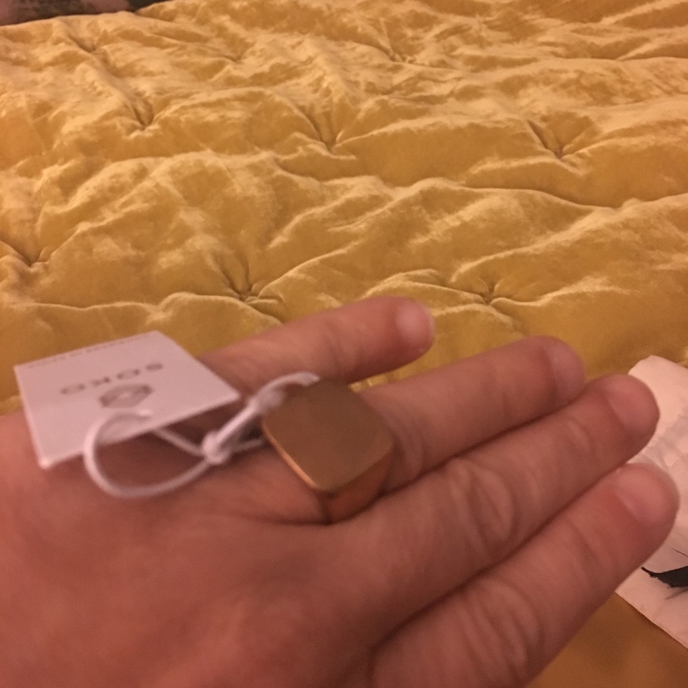 Super cute brass soko ring 7